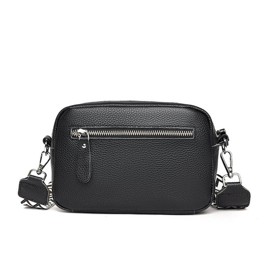 Abigail Echtleder-Schultertasche™ (-30%) - aus hochwertigem Kalbsleder mit komfortablem, breitem Riemen