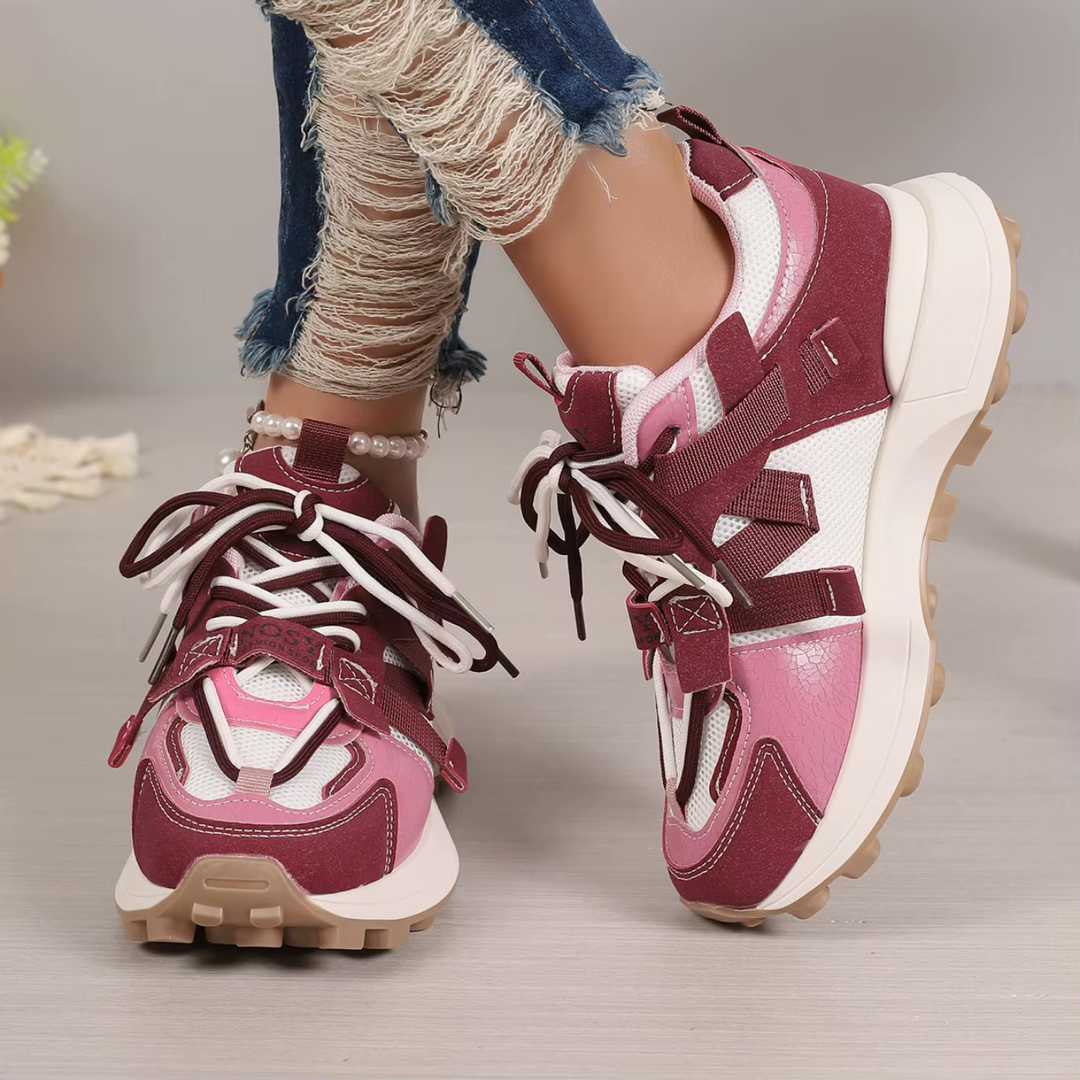 Julia UrbanFlex Sneaker™ – Ihr stilvoller Begleiter für jeden Tag